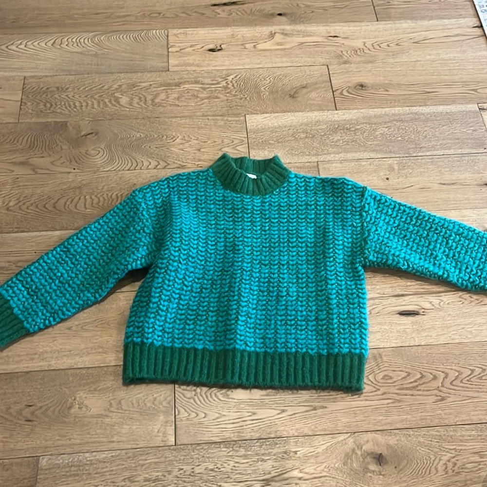 Cocobleu size small preowned